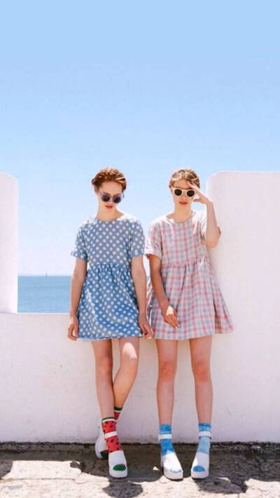 #壁纸##手机壁纸##iphone壁纸##平铺##欧美##小清新##少女心##日韩##简约##干净##个性##动漫##黑白#