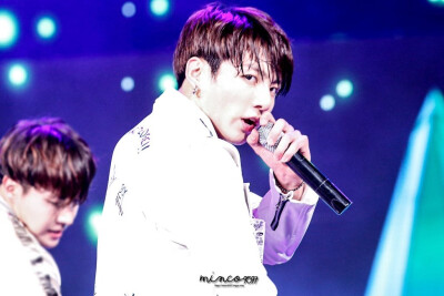 防弹少年团 BTS 田柾国 JungKook 160119 Gala Vietnam Top Hits 