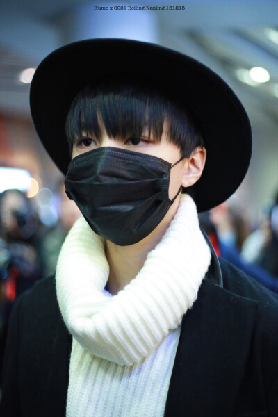 #王俊凯# #TFBOYS王俊凯# #TFBOYS# 151218 北京首都机场－南京禄口机场 cr：KumoDesu_0921