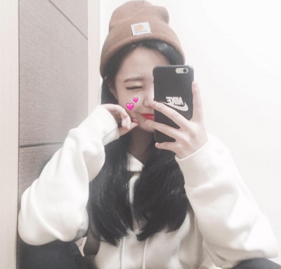 Daisy妤故の韩系 中系 女头 女生头像