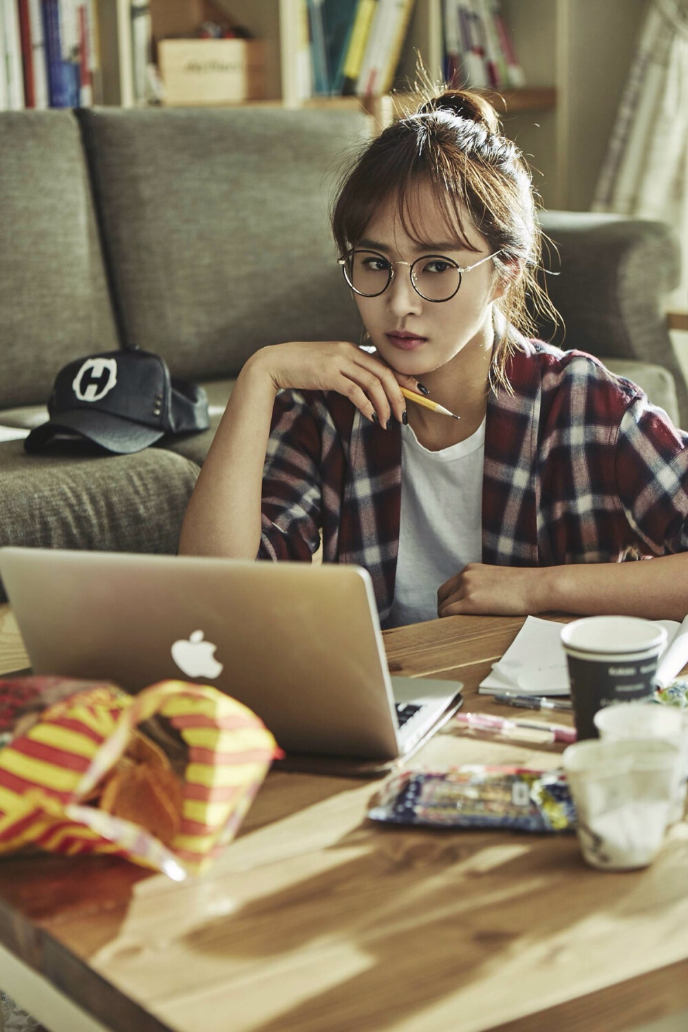 权侑莉少女时代yuri邻家英雄