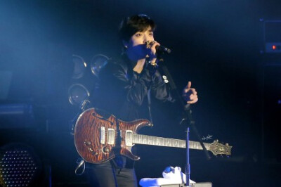 郑容和 cnblue