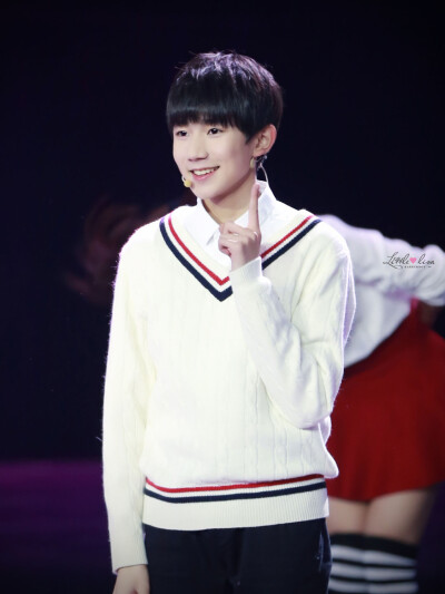 TFBOYS王源 151219 《最强大脑》录制 cr:Li飒吃土中