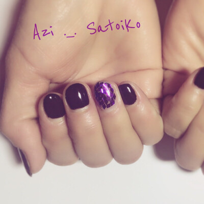 黑色跳紫色亮片，菱形。Azi ._. SatoiKo。阿纸酱自制。