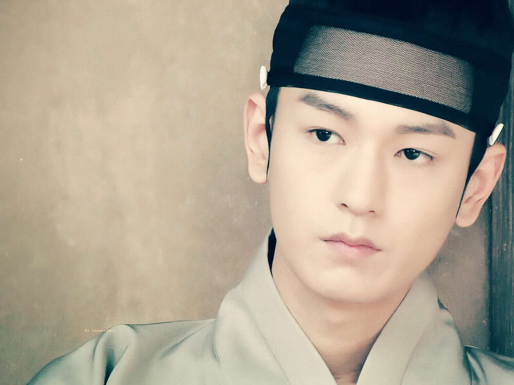 林周焕1982年5月18日出生于韩国演员模特毕业于大真大学