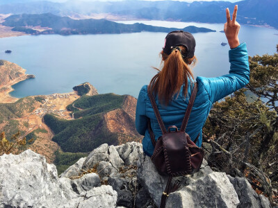 泸沽湖 格姆女神山 山顶