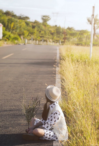 公路 女生 头像