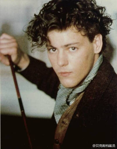 RUPERT GRAVES 场花