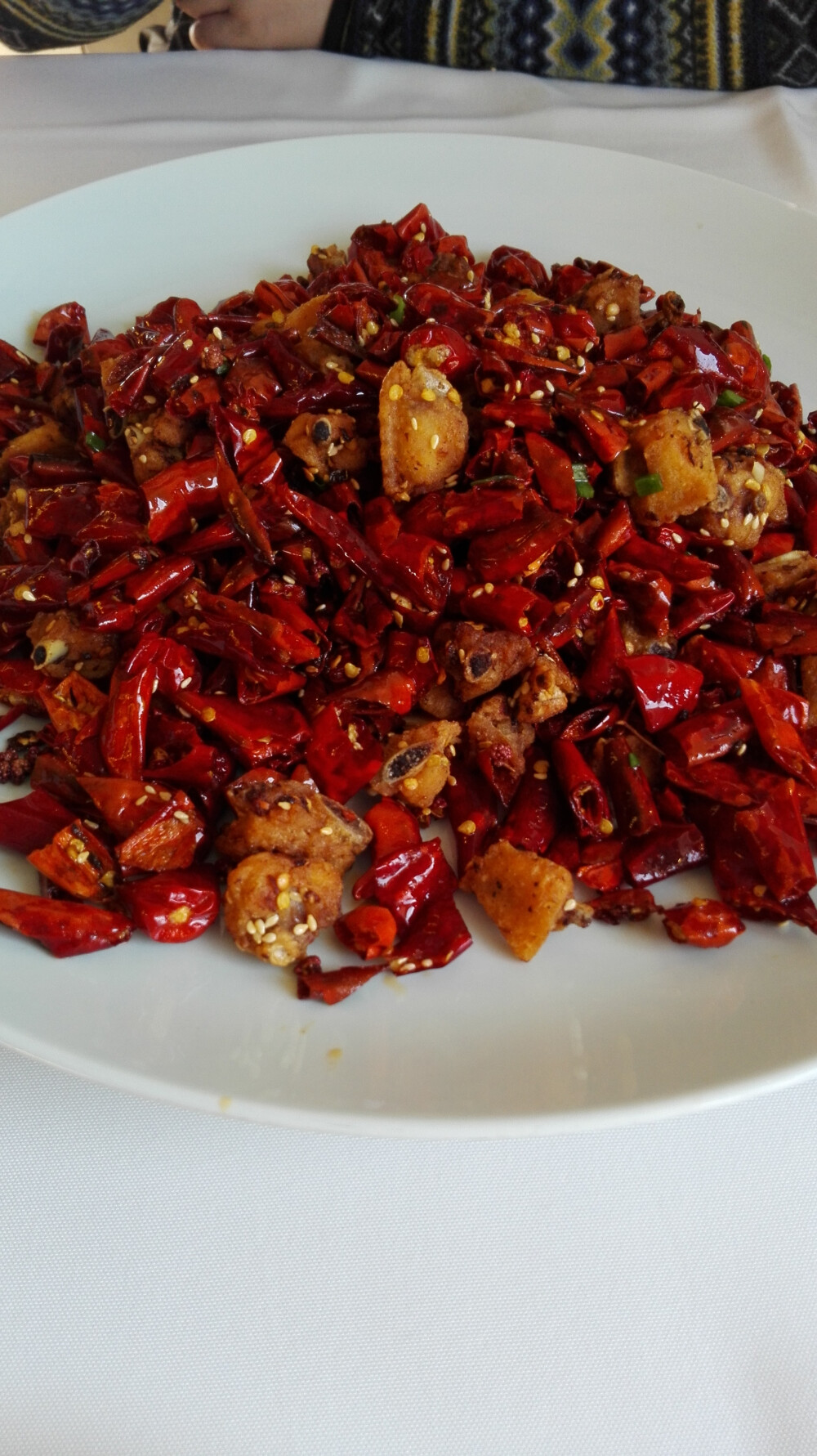 记得上次吃辣子鸡还是10年多前,妈呀.