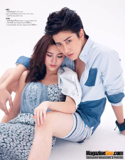 - 即使退下戏服并非我所想、我仍爱你故事里的模样。