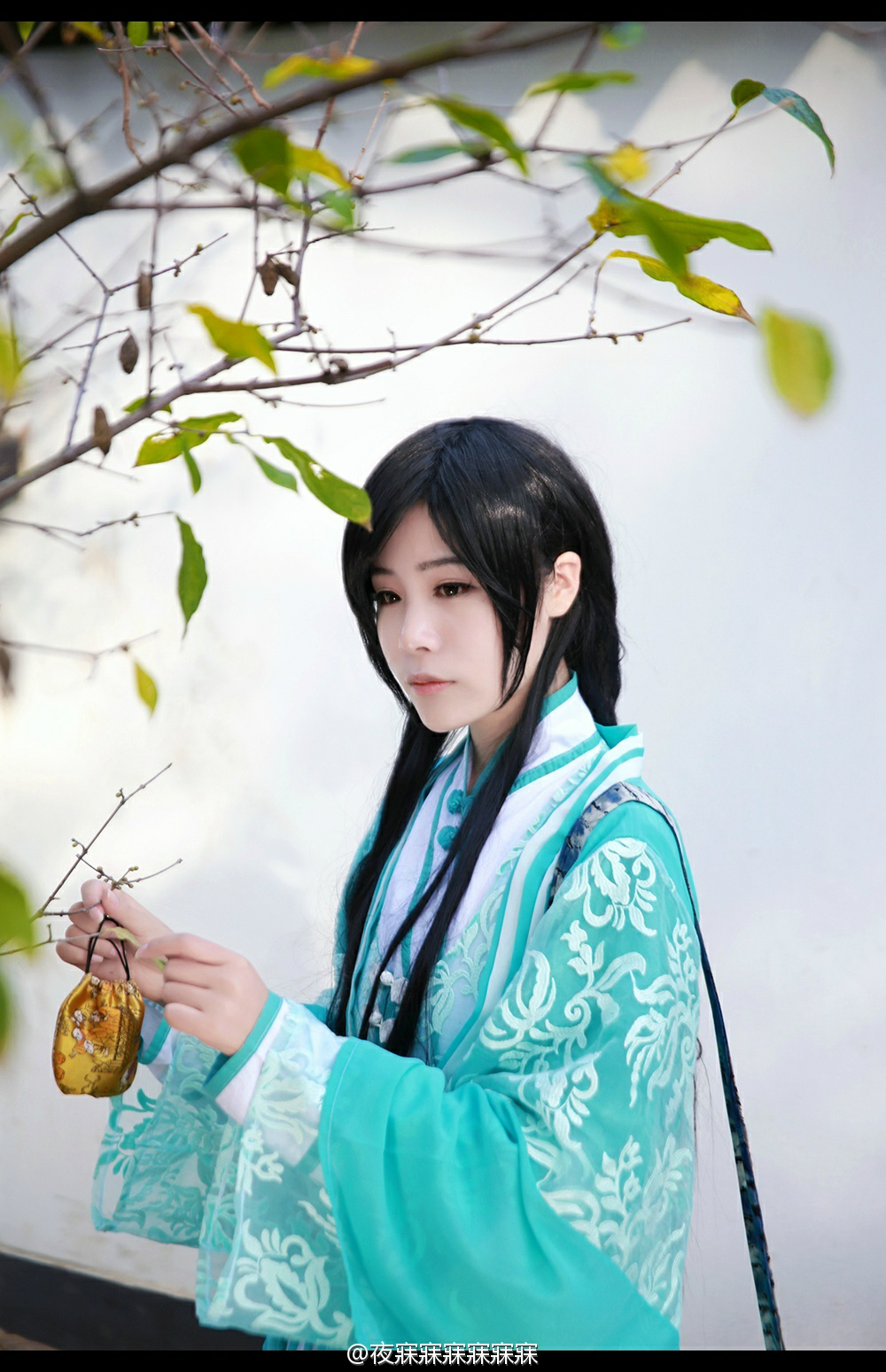 @夜寐寐寐寐寐寐：#祸国cos#江晚衣@_贰凉_ phx：@门门滚滚圆 修了两张忍不住就想发出来！相公太帅啊啊啊啊啊啊啊啊啊啊啊啊！！！@蛋蛋蛋蛋米仔子 @井饼饼饼