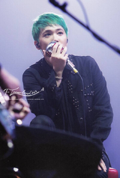 李洪基 #2015 #FTISLAND# LIVE #WE WILL# DVD BOOKLET
cr.logo