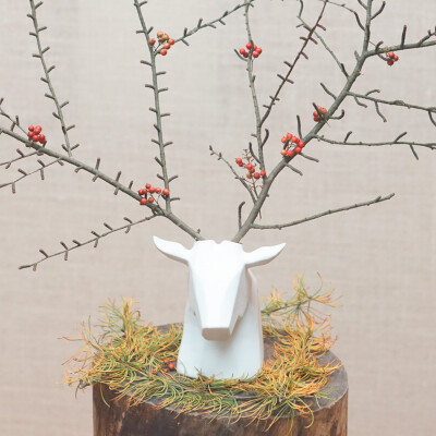 素雅白色鹿头陶瓷摆件 陶瓷花瓶 家具装饰摆件 时尚简约软装