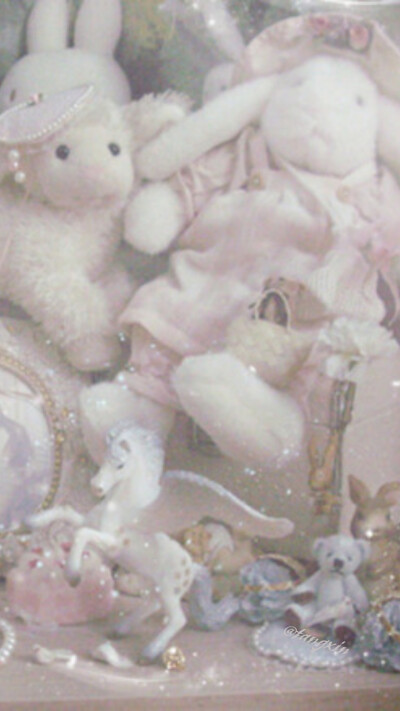 欧美 梦幻 复古 壁纸 锁屏 旋转木马 小熊 背景图