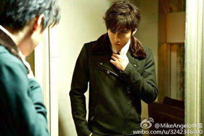 MIKE 头像 手机壁纸 头了 空间壁纸 锁屏壁纸 小清新图片 男生头像