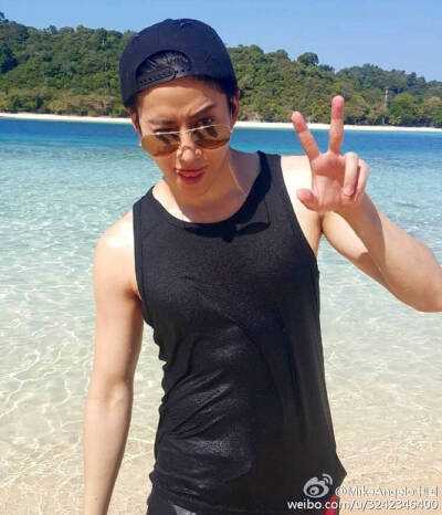 MIKE 头像 手机壁纸 头了 空间壁纸 锁屏壁纸 小清新图片 男生头像