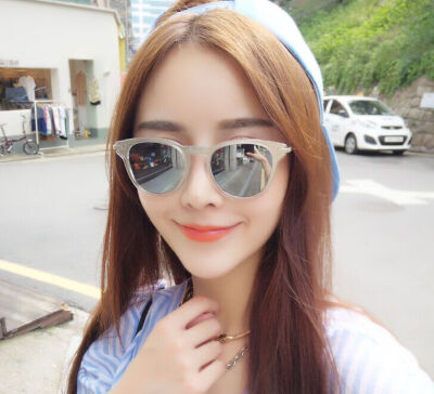 2016韩国金属方形多彩太阳镜 女士防紫外线墨镜 简约优雅墨镜