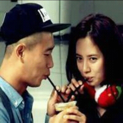 周一情侣（월요커플），韩国SBS电视台周日综艺节目《RUNNING MAN》中，成员Gary（姜熙健）和宋智孝组成的Love Line，因为节目在周一录制所以称为周一情侣。