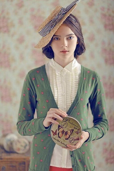 问世间所有的白