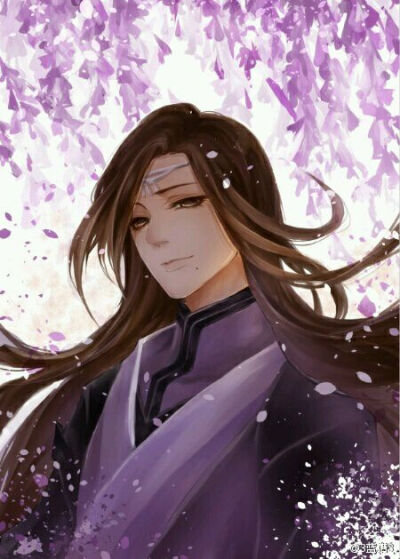 梨花浅落你眉间，你温眸似水，如梦初醒。