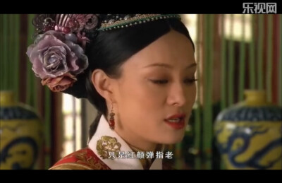 年轻的时候谁不是容色倾城