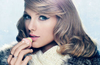 Taylor Swift eos广告图