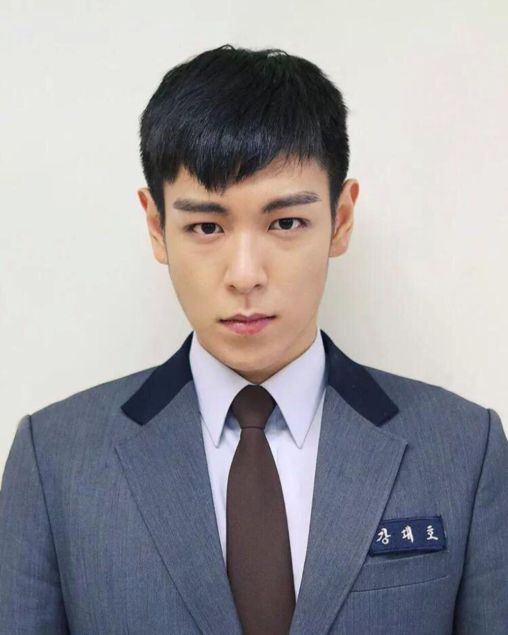 崔胜铉 T.O.P 崔TOP 崔三岁 TOP 崔网红 崔… - 高清图片，堆糖，美图壁纸兴趣社区