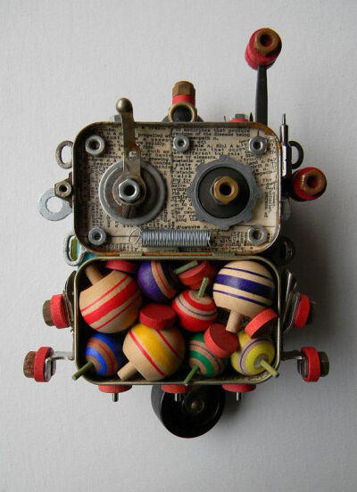 ·费旧的金属零件与废旧的生活用品的完美作品 / 废物+创意=宝贝