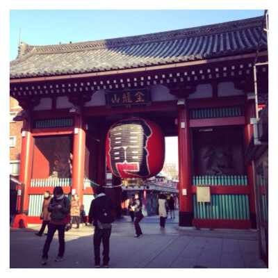 浅草寺。雷门。