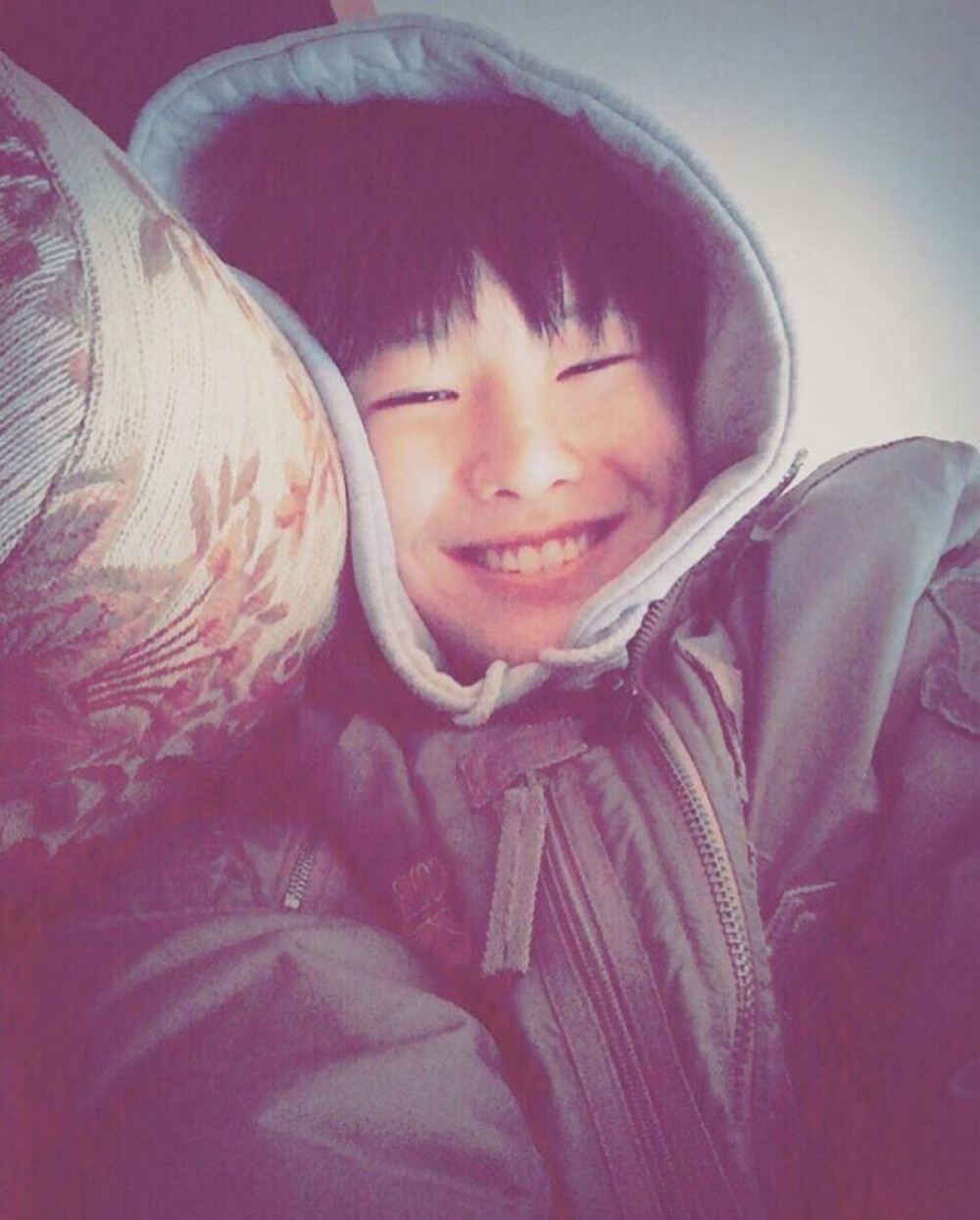 #UNIQ曹承衍# 个人IG更新一则：
新年快乐～～～happynewyear