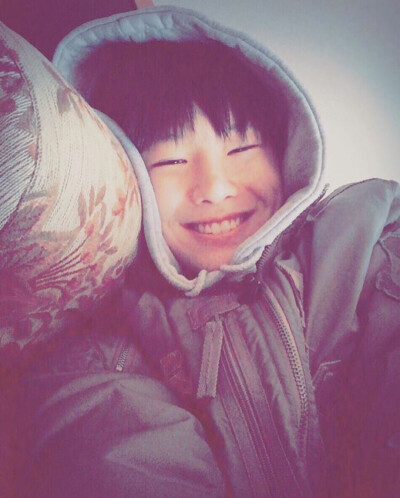 #UNIQ曹承衍# 个人IG更新一则：
新年快乐～～～happynewyear