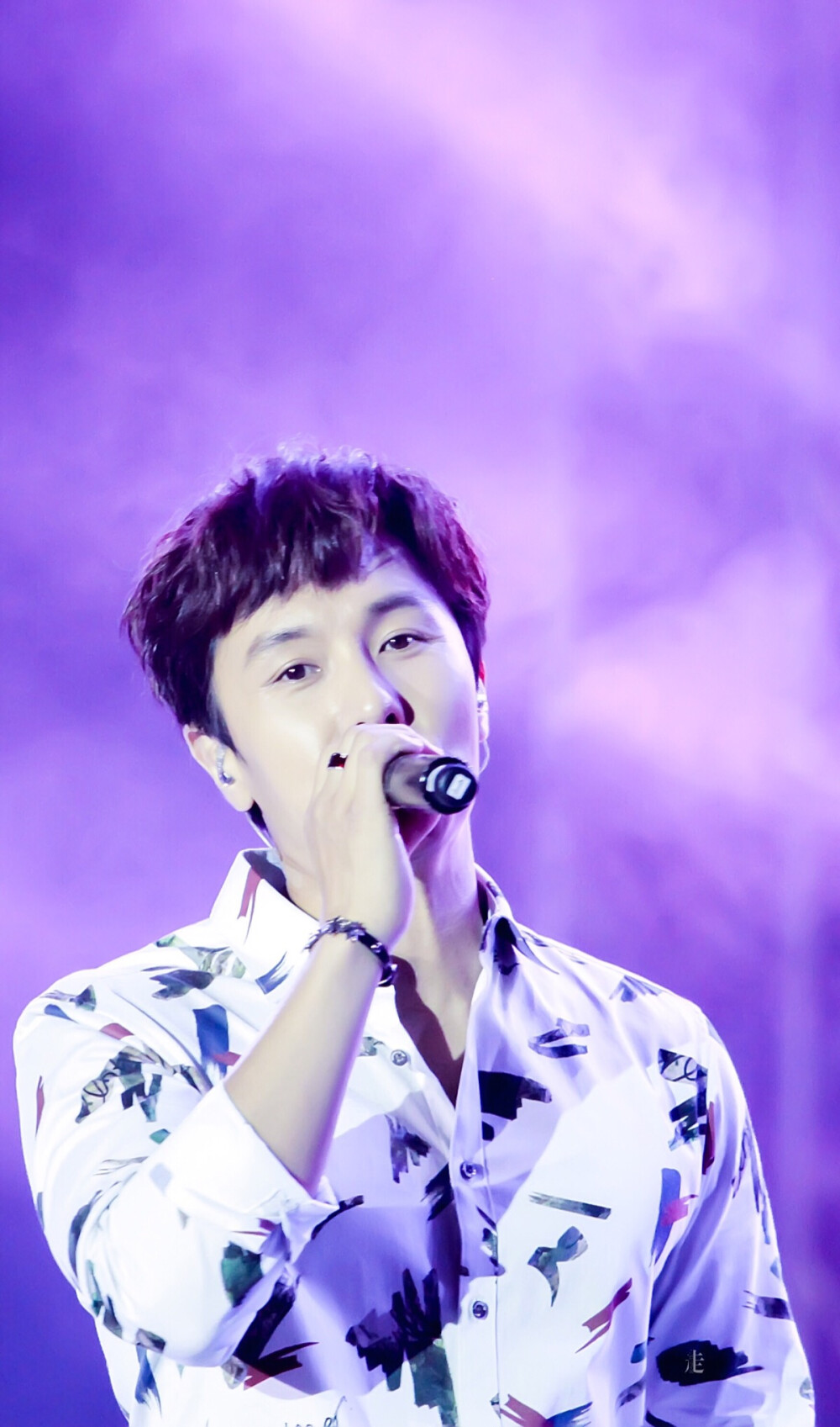 Shinhwa 神话 신화 Dane Kim 김동완 金烔完 Kim Dong Wan