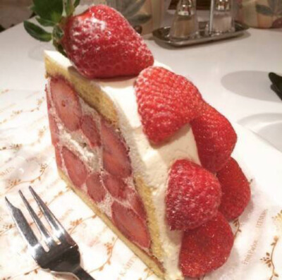 美食 草莓蛋糕