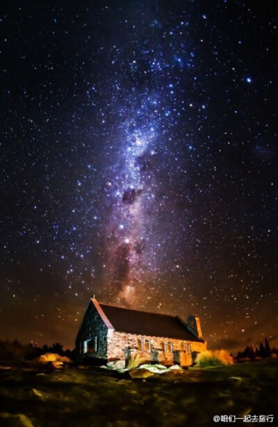 淡淡的习惯一个人，仰望星空，欣赏夜景，叼着烟，数着星星，述说自己的故事（那年初夏遇见你们の【我想紧紧地抓住每一个漏洞，渐渐走进你的星空】 ）