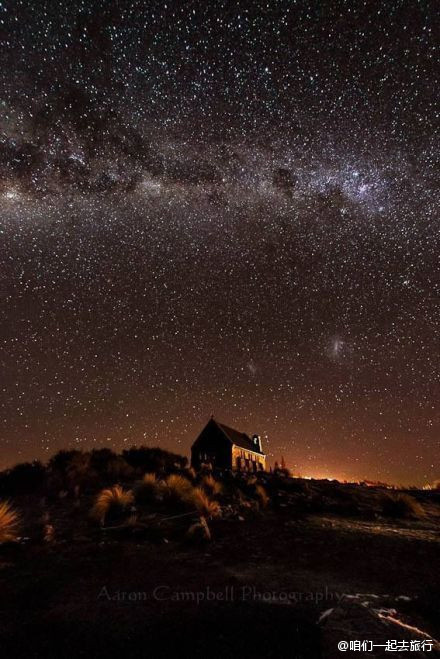 淡淡的习惯一个人，仰望星空，欣赏夜景，叼着烟，数着星星，述说自己的故事（那年初夏遇见你们の【我想紧紧地抓住每一个漏洞，渐渐走进你的星空】 ）