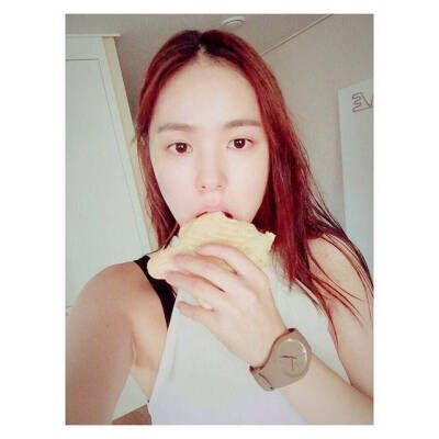 闵孝琳 韩国演员 歌手 模特