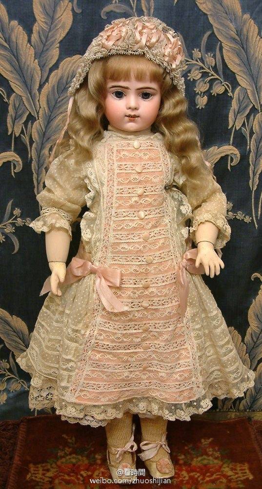 法国的古董娃娃裙，美得太走心。