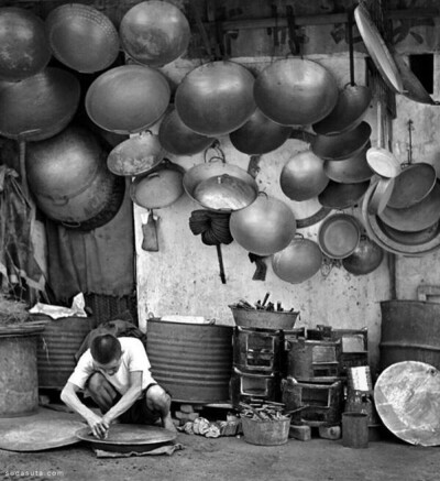 Fan Ho的摄影大多描述香港50.60年代的生活风貌