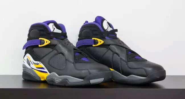 科比专属的 Air Jordan 8