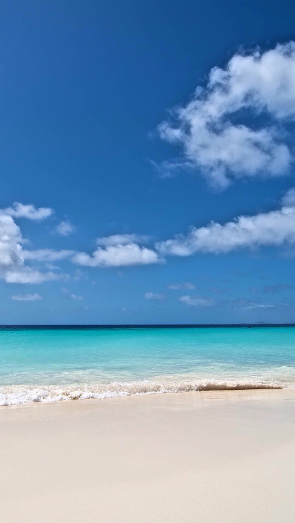 唯美自然风景 蓝天碧海 海洋 沙滩 唯美风景 iPhone手机壁纸 唯美壁纸 锁屏