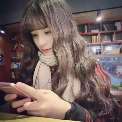 长发 简单随性 卷发 坚定我留长发信心