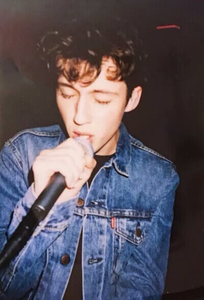 troye sivan