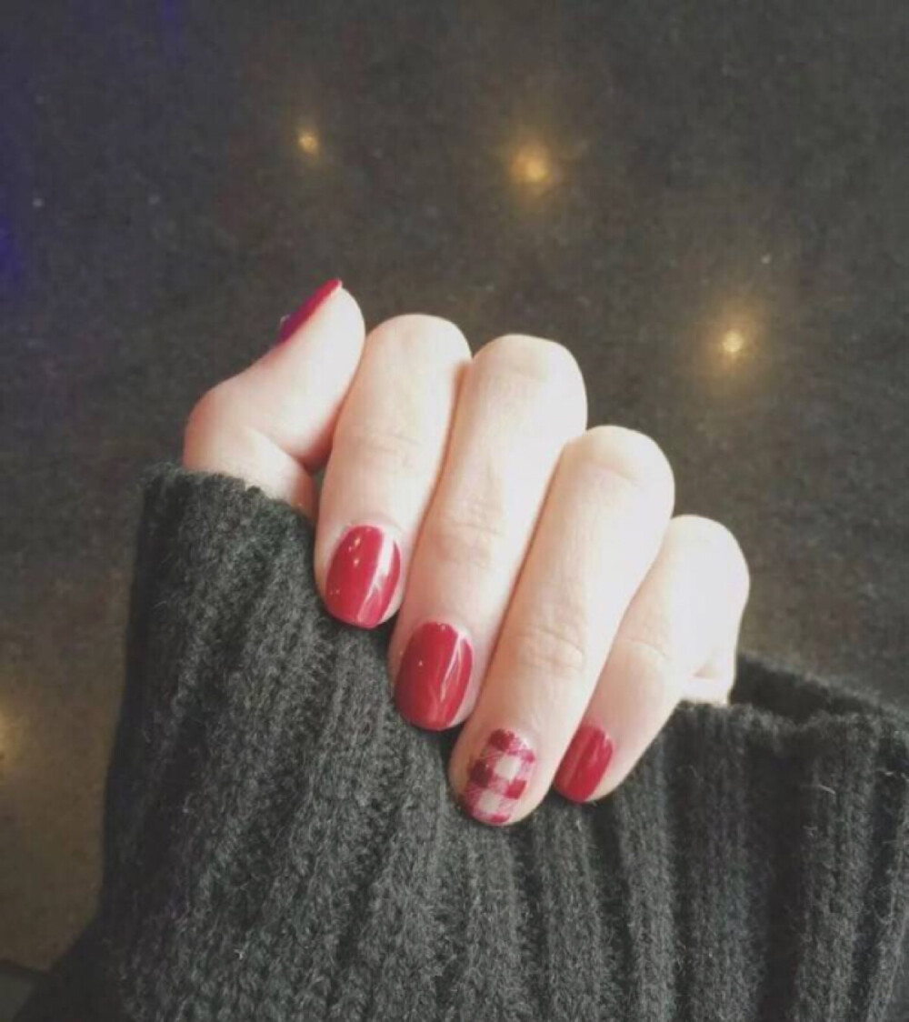 红色美甲❤显白显嫩