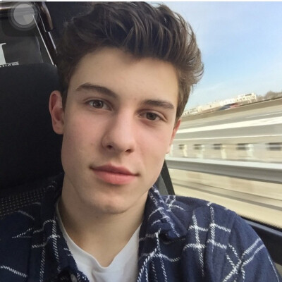 他叫Shawn Mendes. 他是萌德. 他是肖恩. He is my love.