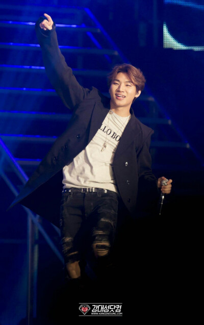 #姜大声##DAESUNG# 160217 第五届 Gaon Chart K-POP Awards 颁奖典礼