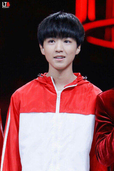 #王俊凯##TFBOYS王俊凯#crlogo