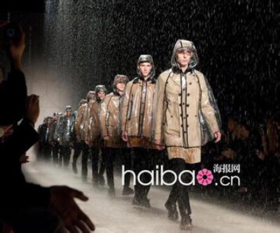 Burberry雨衣