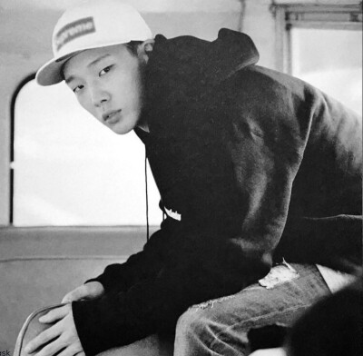 iKON Bobby 地上最强金知元