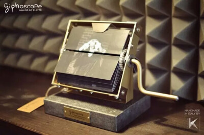 The Giphoscope，世界上第一台手工 GIF 播放器