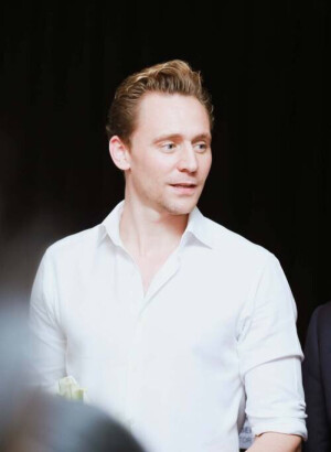 Tom Hiddleston 